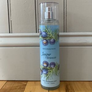 Juniper Breeze Bath and Body Works Spray